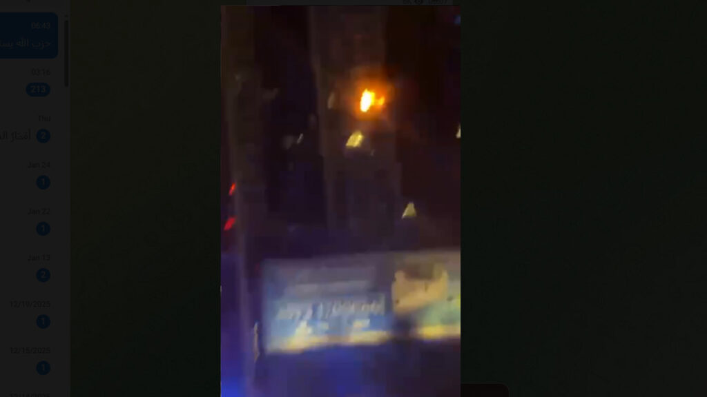 বাহরাইনে একসাথে দুটি হোটেলে হামলা ইরানের, আঘাত হেনেছে একটি বাড়িতেও