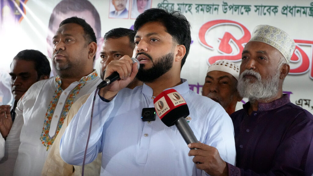 ইশরাক হোসেন